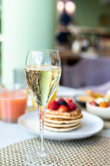 BRUNCH