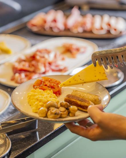 restaurant bar solis - Buffet méditerranéen : une expérience culinaire à volonté