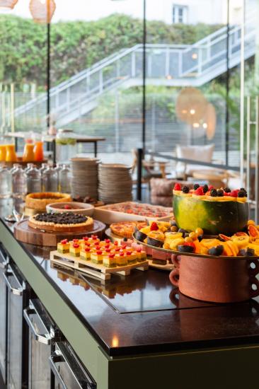 restaurant bar solis - Découvrez la richesse de notre buffet méditerranéen varié
